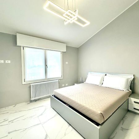 Donnino Apartments Fidenza Kültér fotó