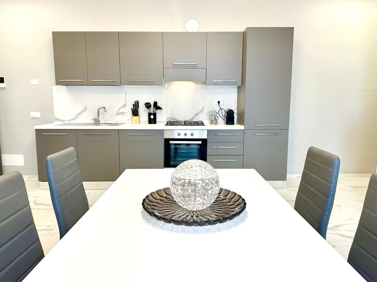Donnino Apartments Fidenza Kültér fotó