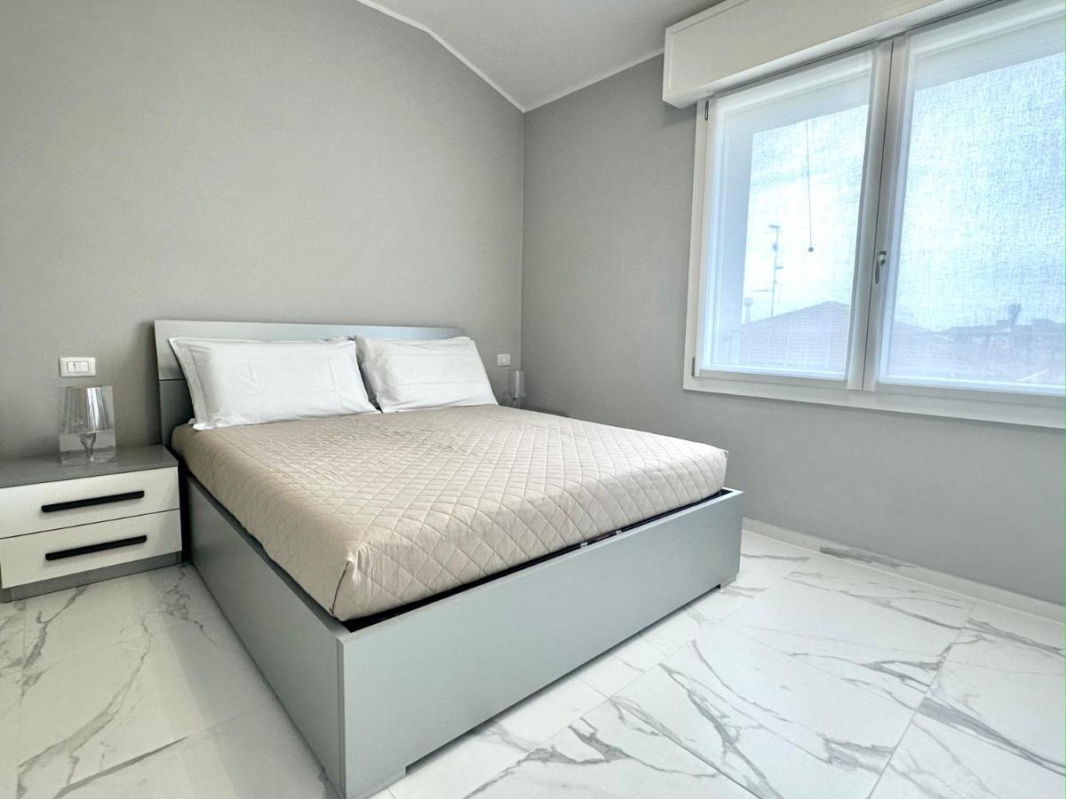 Donnino Apartments Fidenza Kültér fotó