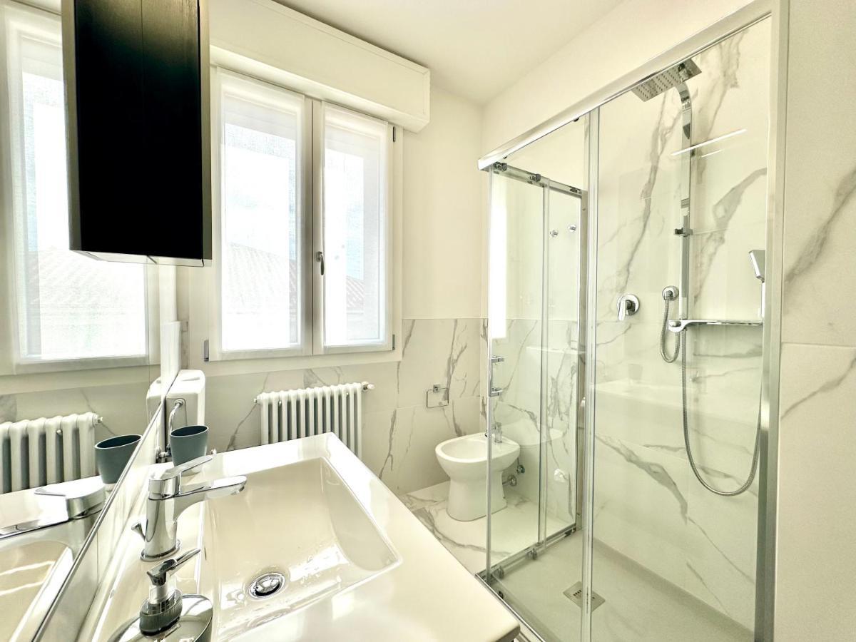 Donnino Apartments Fidenza Kültér fotó